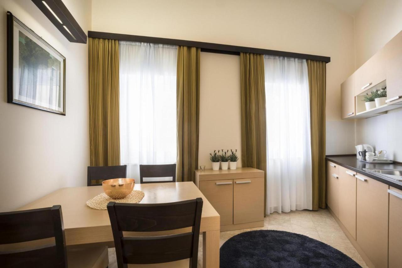 Apartment Aci Marina Црес Экстерьер фото