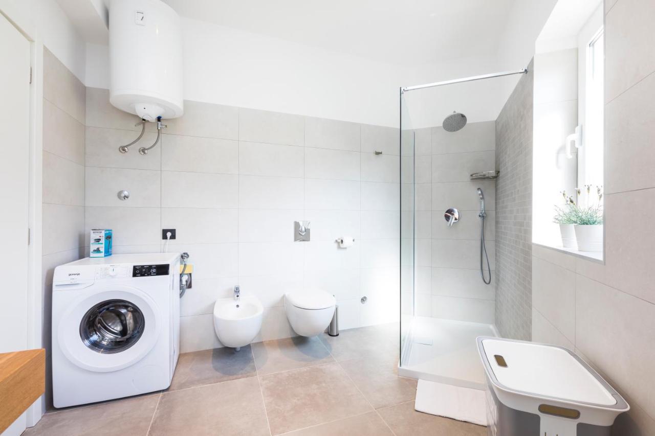 Apartment Aci Marina Црес Экстерьер фото