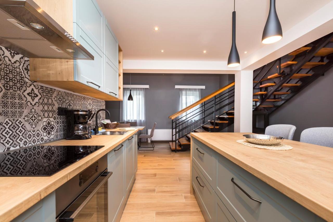 Apartment Aci Marina Црес Экстерьер фото